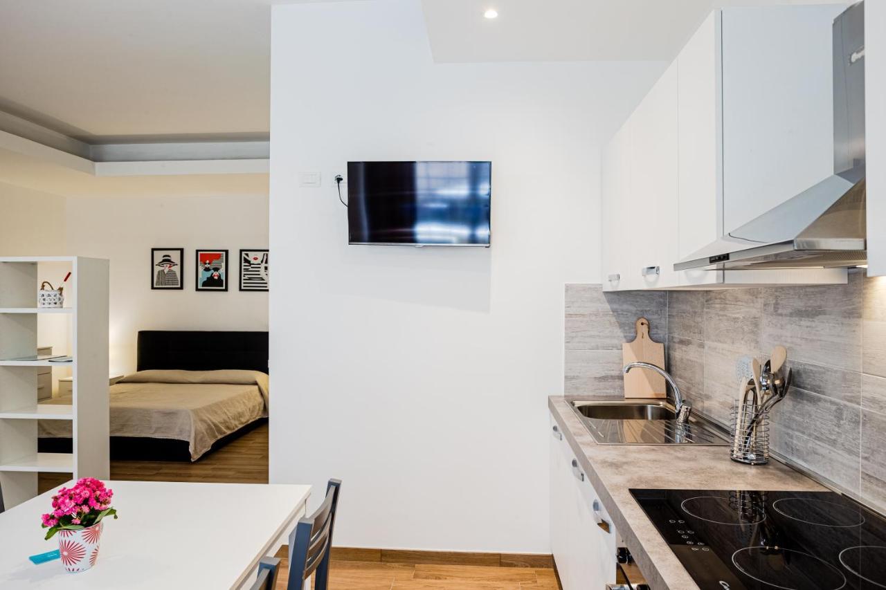 Ichnos Loft 55 Apartment Olbia Bagian luar foto